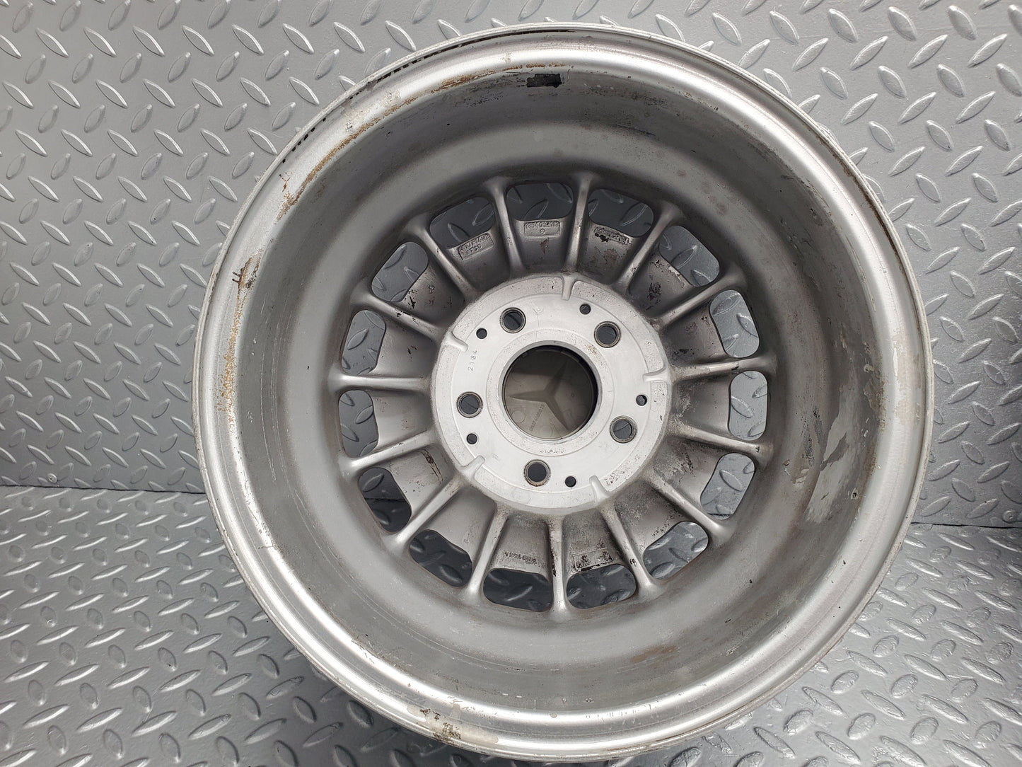 49976 Mercedes-Benz R107 380SL Alloy Wheel Set Mexican Hat 6.5Jx14H2 ET30 1264002102