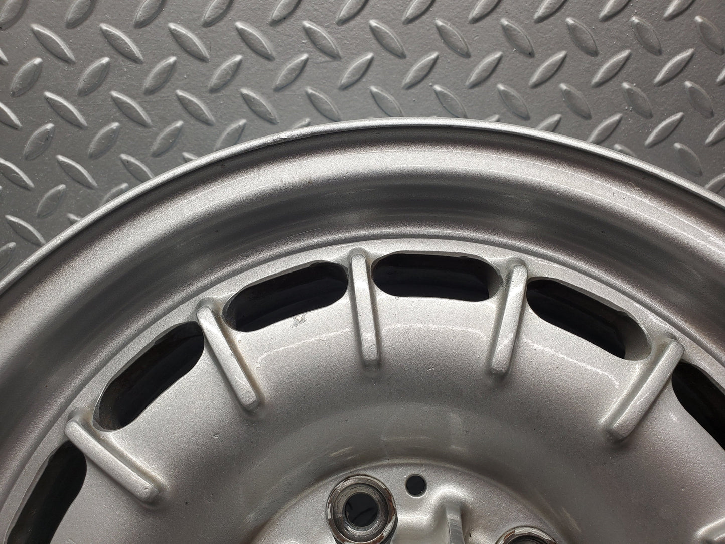 49976 Mercedes-Benz R107 380SL Alloy Wheel Set Mexican Hat 6.5Jx14H2 ET30 1264002102