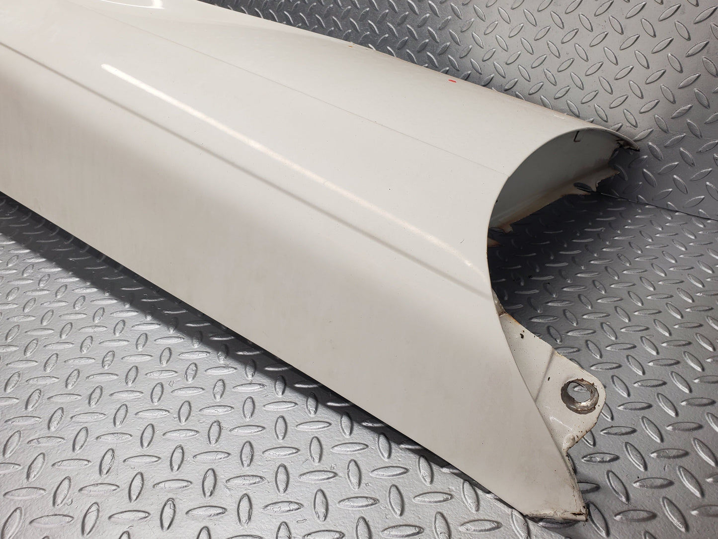 50049 Mercedes-Benz R107 380SL Front Right Wing Fender