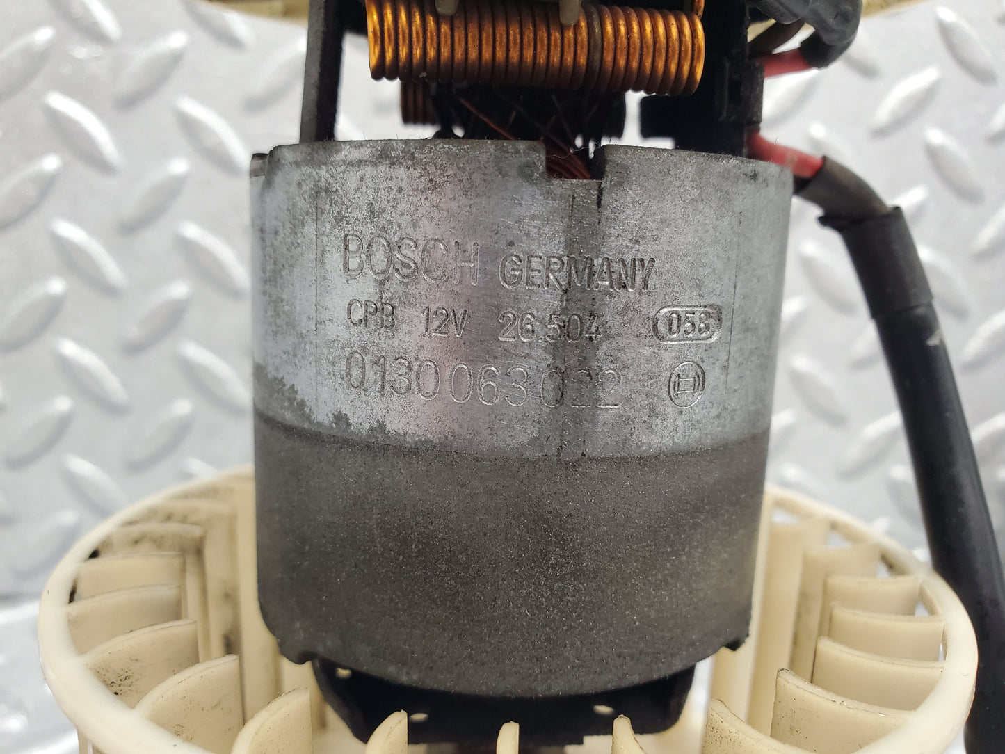 50097 Mercedes-Benz R107 380SL Heater Blower Motor Bosch 0130063022