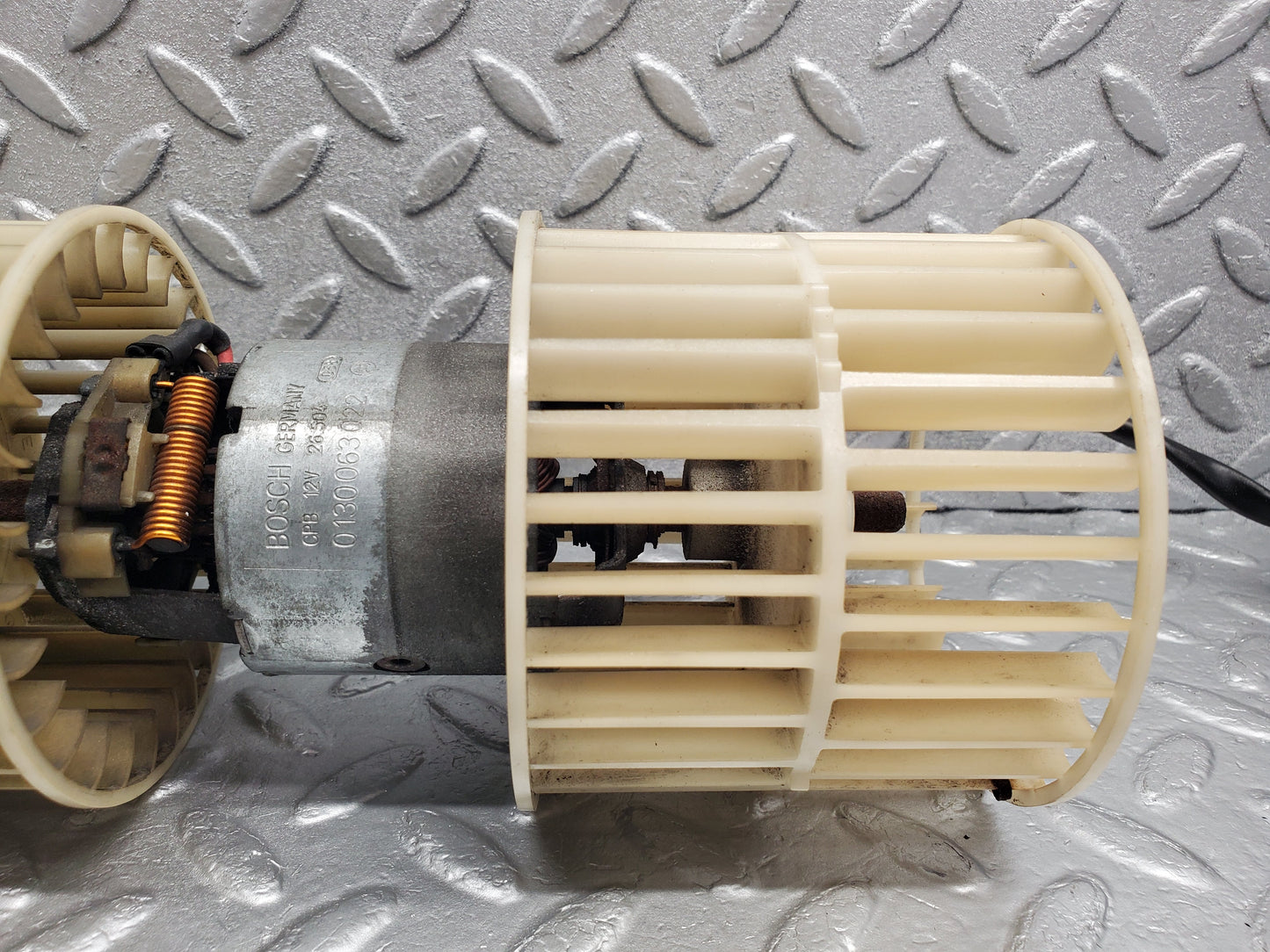 50097 Mercedes-Benz R107 380SL Heater Blower Motor Bosch 0130063022