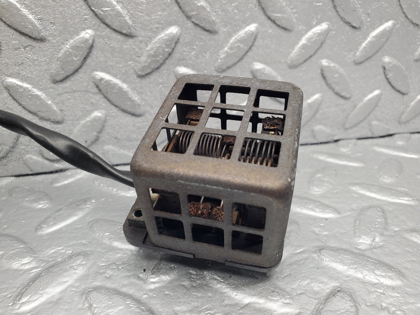50097 Mercedes-Benz R107 380SL Heater Blower Motor Bosch 0130063022