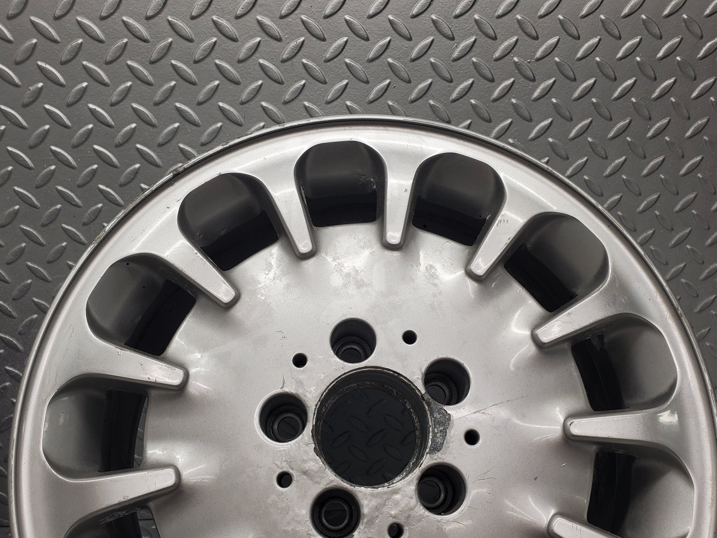 50187 Mercedes-Benz Alloy Wheel Set 7.5/2Jx16 H2 ET42 2114014402