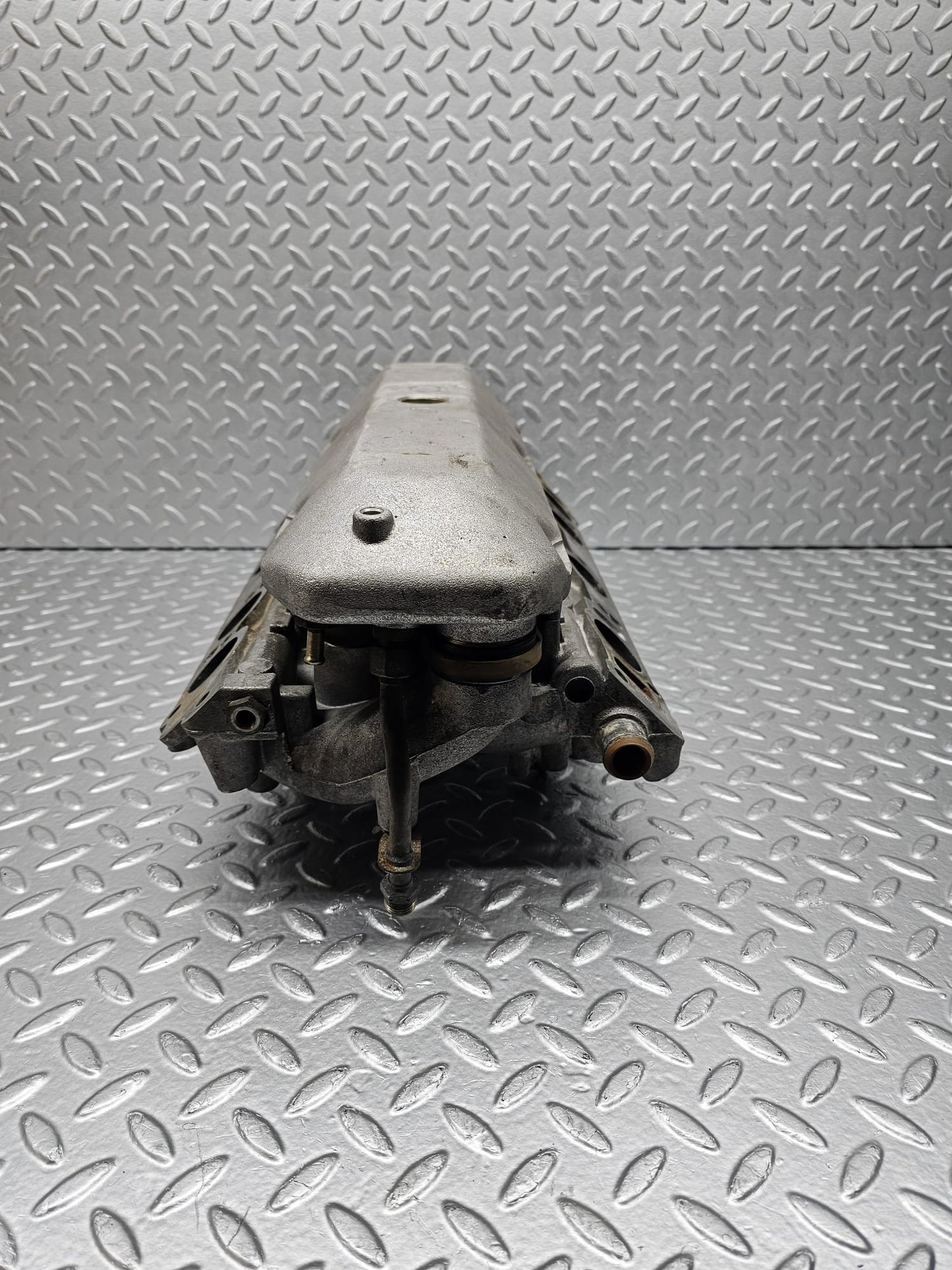 5201 Mercedes-Benz R107 350SL Air Intake Manifold Throttle 1161414301