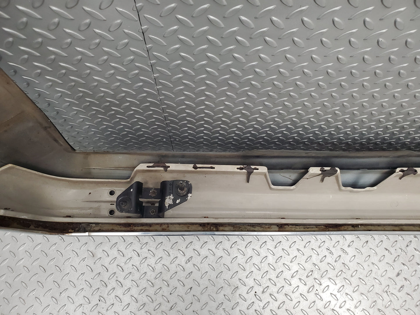 52728 Mercedes-Benz C126 500SEC Coupe Rear Bumper 1268850605