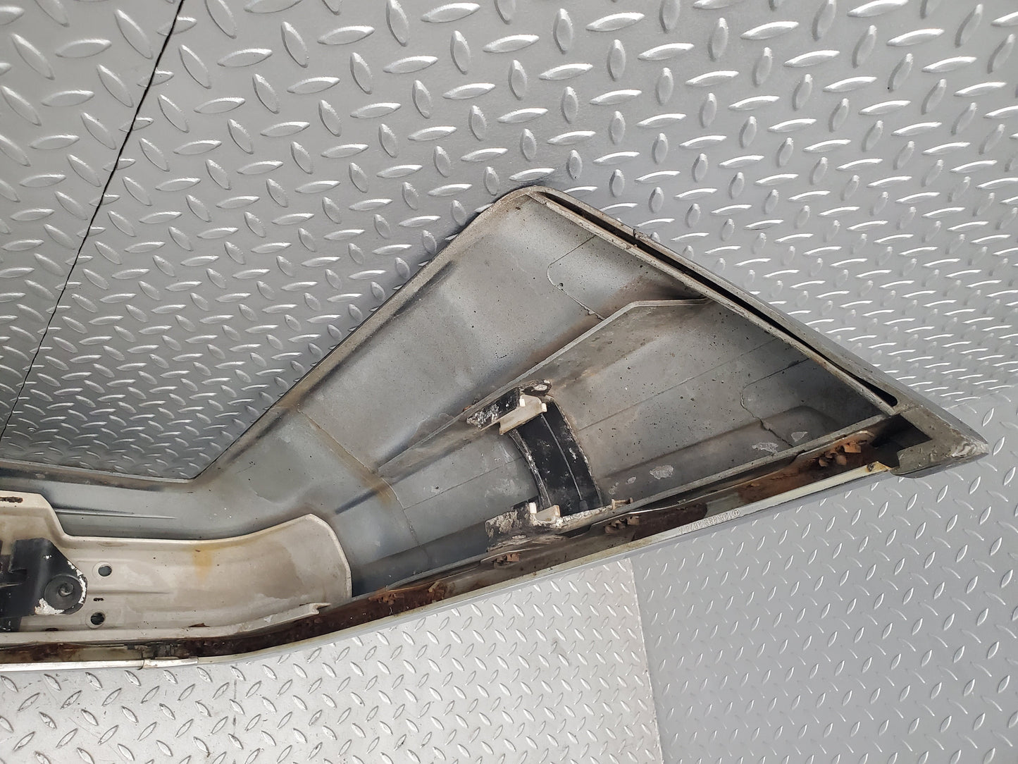 52728 Mercedes-Benz C126 500SEC Coupe Rear Bumper 1268850605