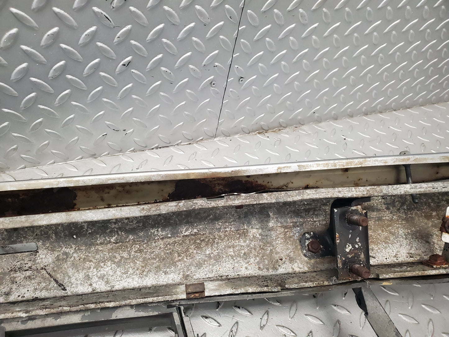 52729 Mercedes-Benz C126 500SEC Coupe Front Bumper