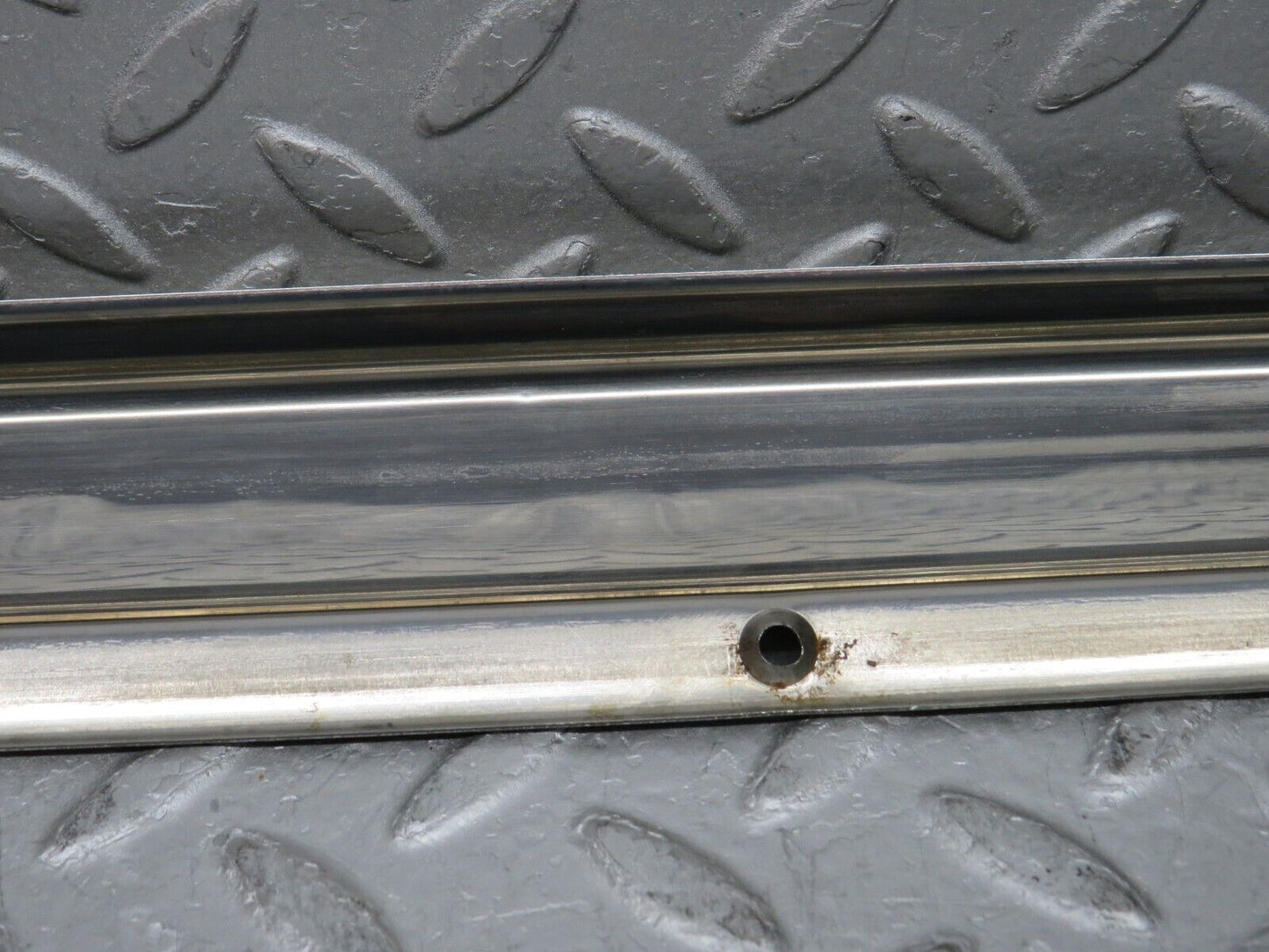37370 Mercedes-Benz W109 300SEL Rear Right Door Sill Chrome