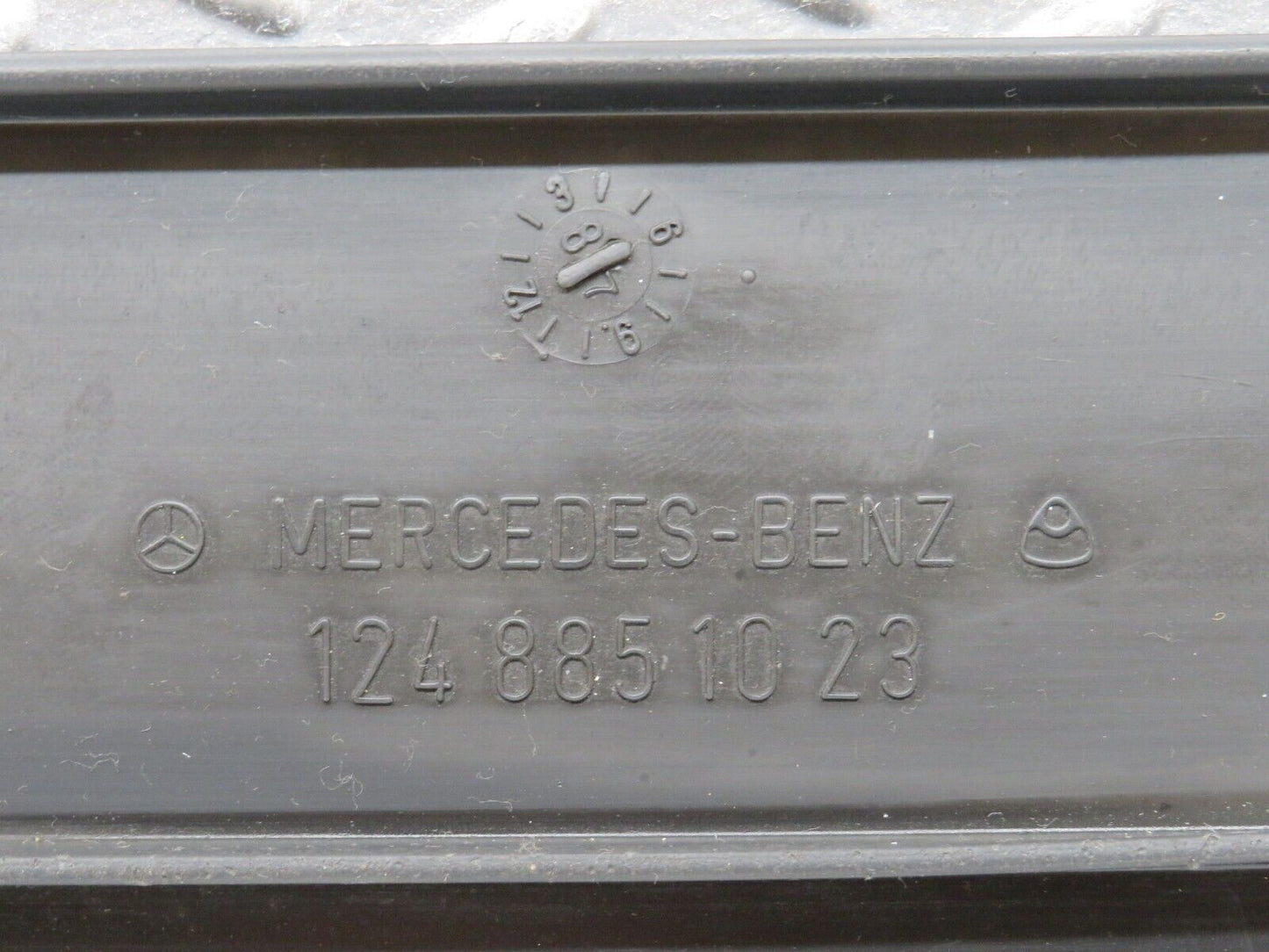 33922 Mercedes-Benz W124 260E Front number Plate Holder Plastic 1248851023