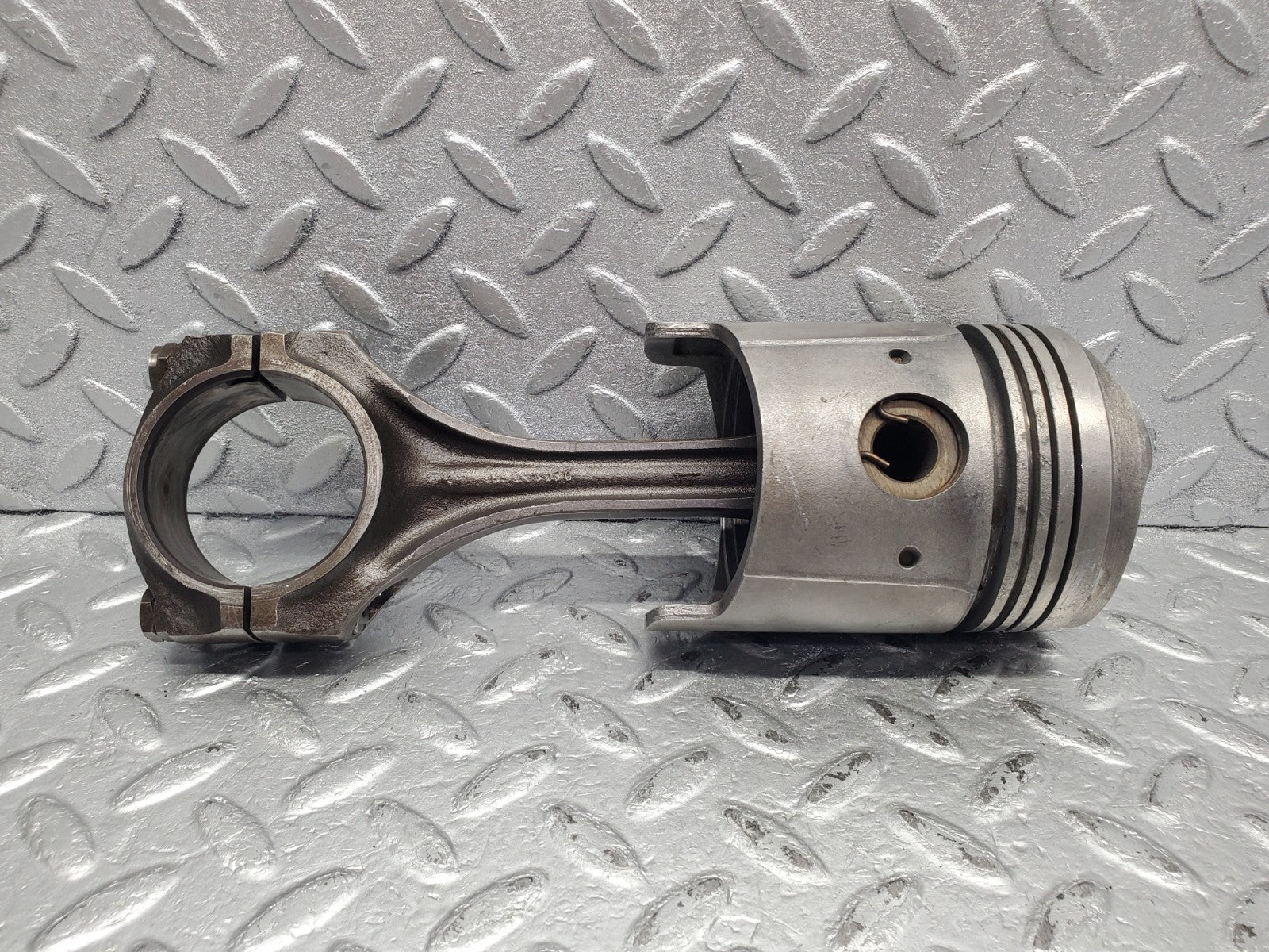 W112 piston and connecting rod used OEM