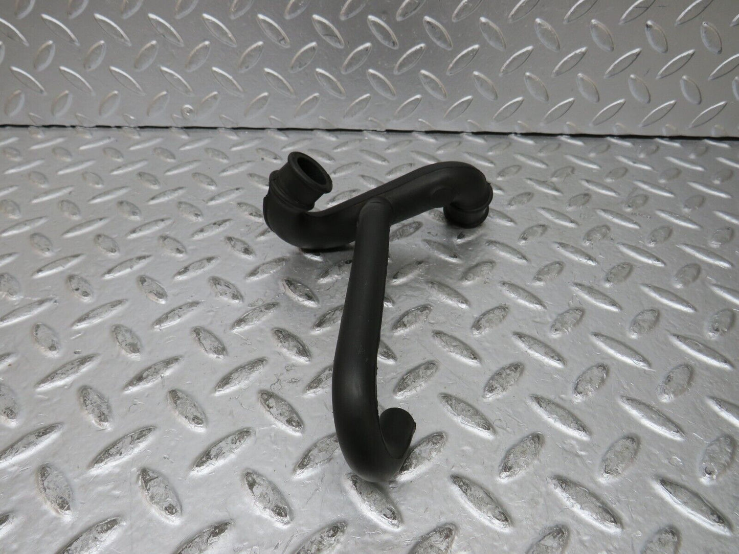 27297 Mercedes-Benz W123 280E Air Intake Pipe 1100944982
