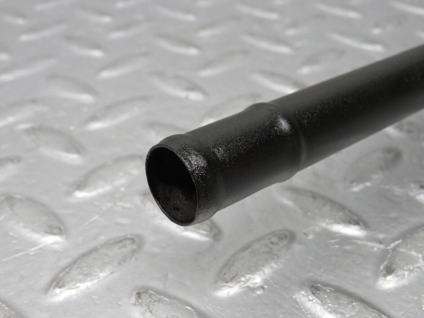 38149 Mercedes-Benz A124 320E Cabriolet Coolant Pipe