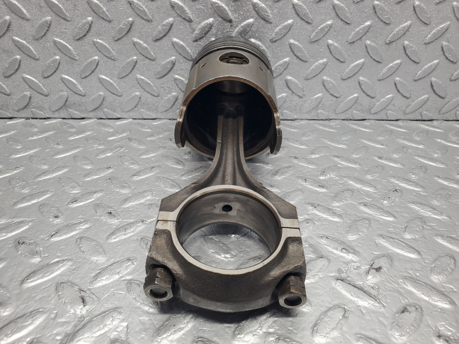 W112 piston and connecting rod used OEM