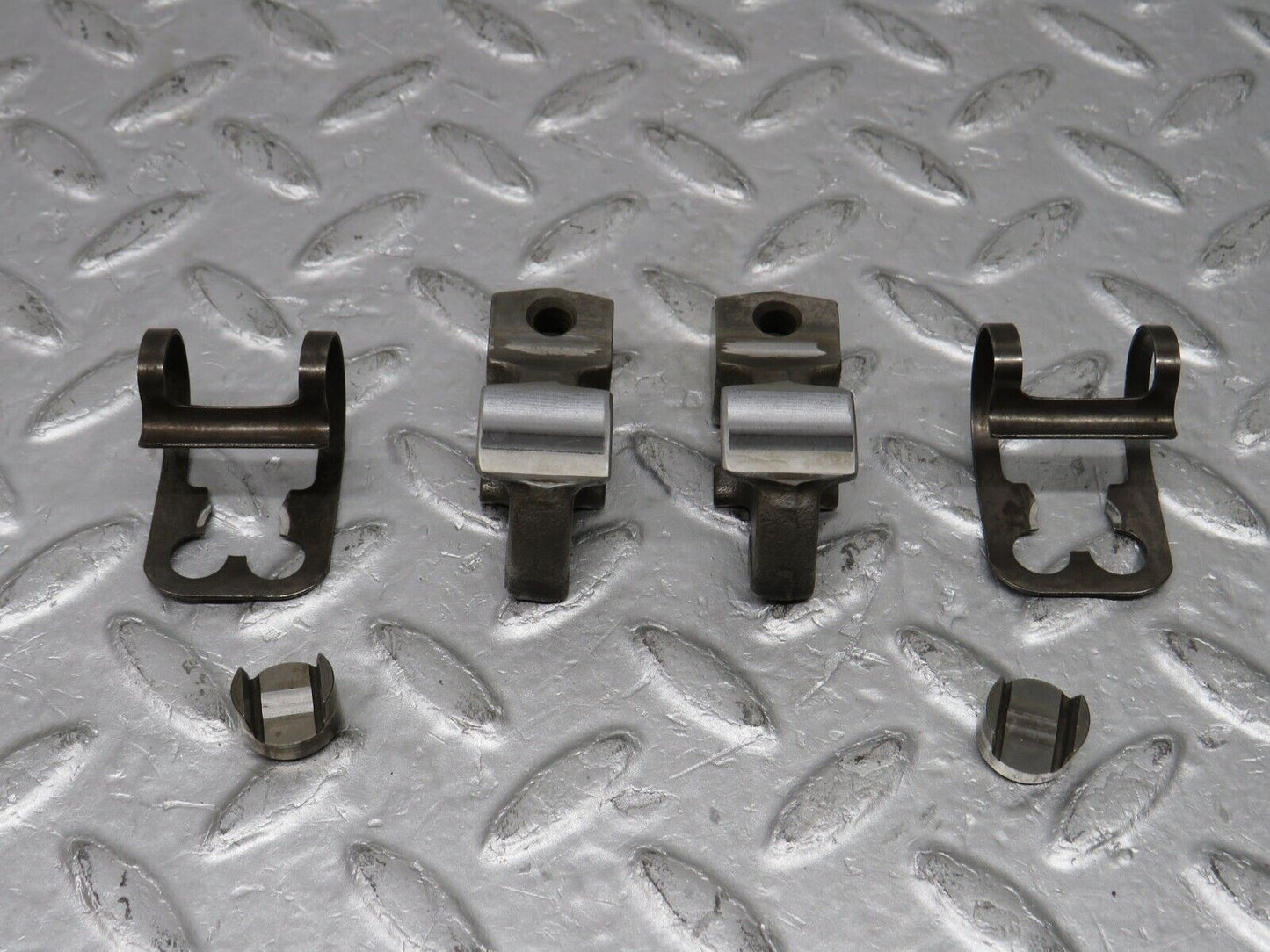 37618 Mercedes-Benz W109 300SEL Valve Rocker Arm With Spring & Tappet