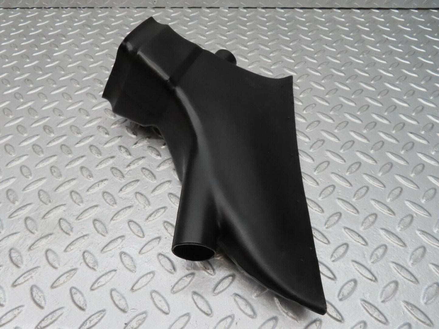12391 Mercedes-Benz W108 280SE 3.5 Air Vent Duct Right Side