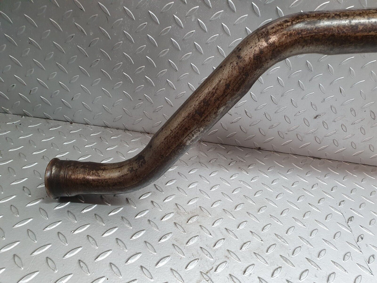 43823 Mercedes-Benz C126 380SEC Coupe Exhaust Middle Silencer