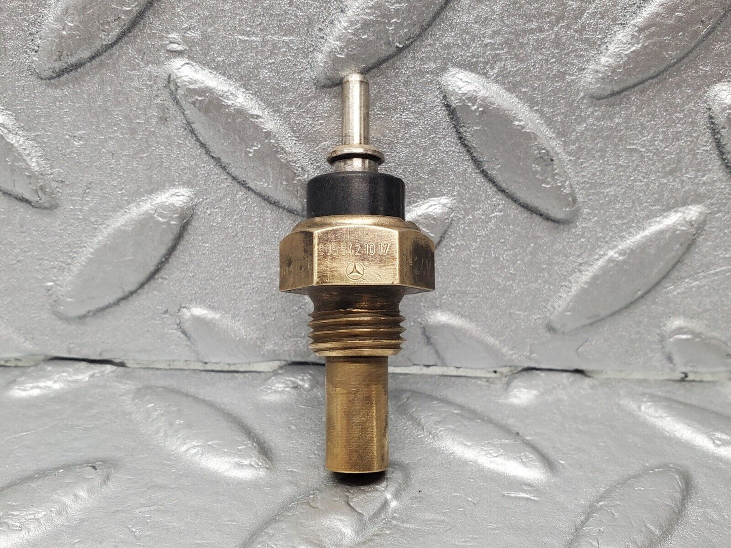 46046 Mercedes-Benz W126 420SE Coolant Temperature Sensor VDO 0055421017