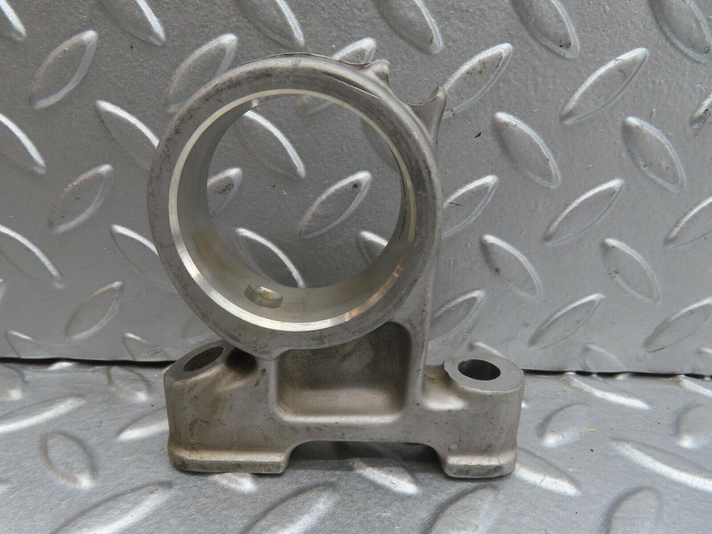 13735 Mercedes-Benz R107 450SL Camshaft Tower Bearing 1160512712