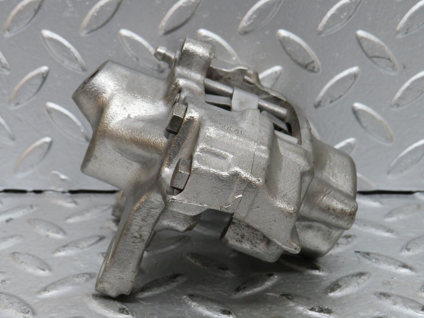 27648 Mercedes-Benz S124 300TE Wagon Rear Right Brake Caliper