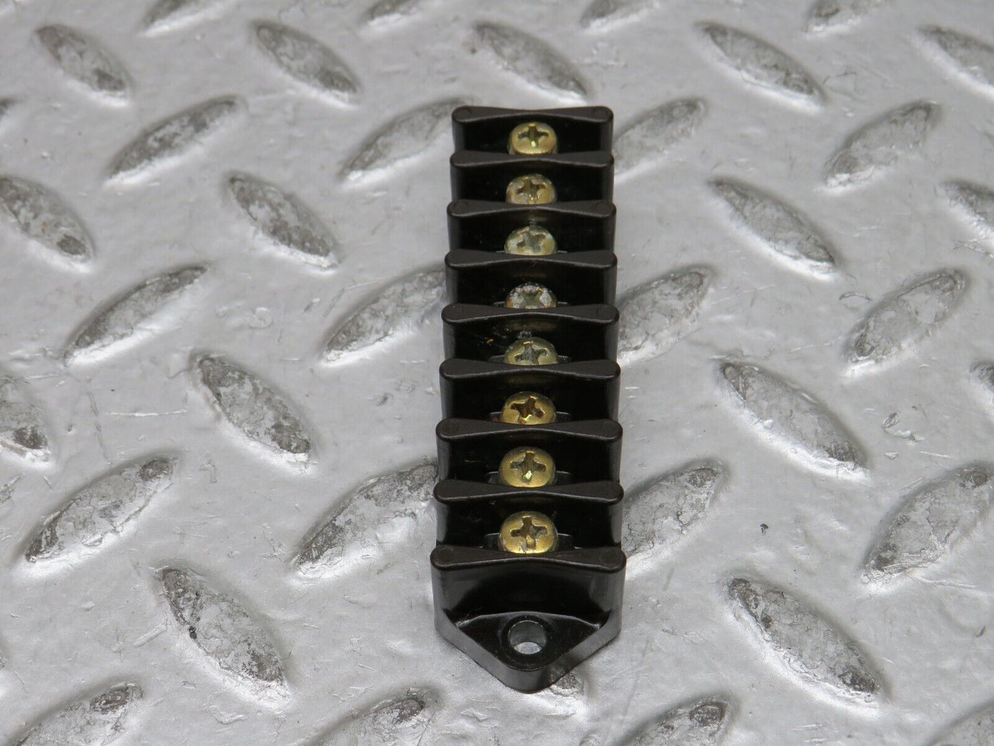 28492 Mercedes-Benz S123 240D Wagon Cable Wire Connector