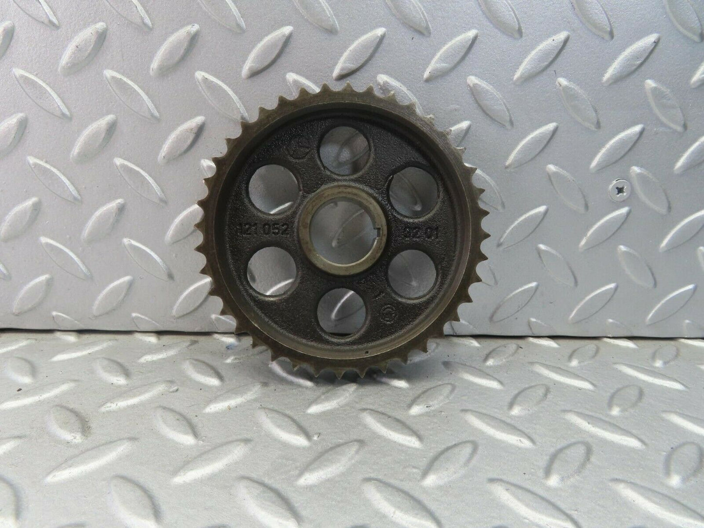 8449 Mercedes-Benz W108 Camshaft Timing Gear 1210520201