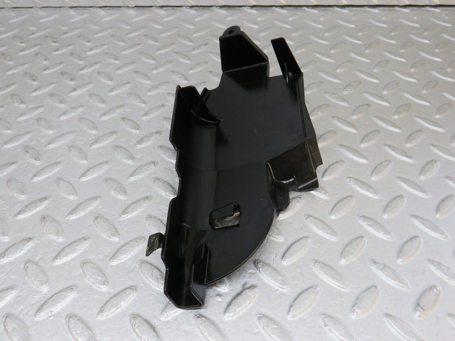 36035 Mercedes-Benz W126 420SE Front Left Door Lock Inner Cover 1267230308