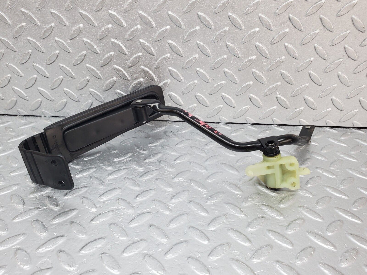45075 Mercedes-Benz R129 300SL Coupe Accelerator Pedal With Linkage 2013010218 1293010082