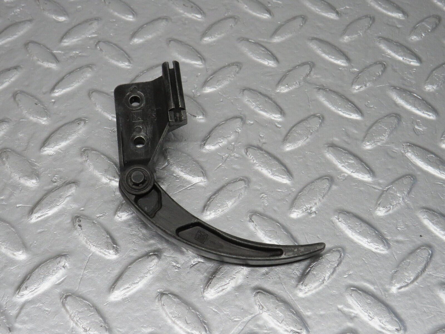 40675 Mercedes-Benz W123 300D Hood Opener Bonnet Opener Release
