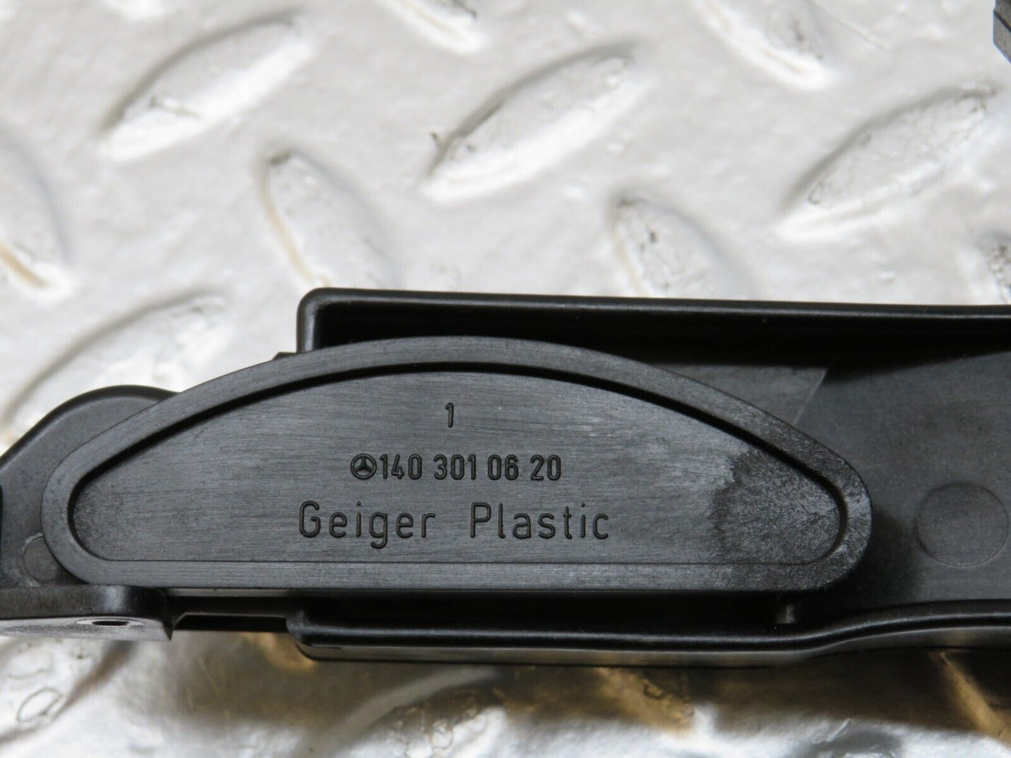 24739 Mercedes-Benz W140 S320 Accelerator Pedal