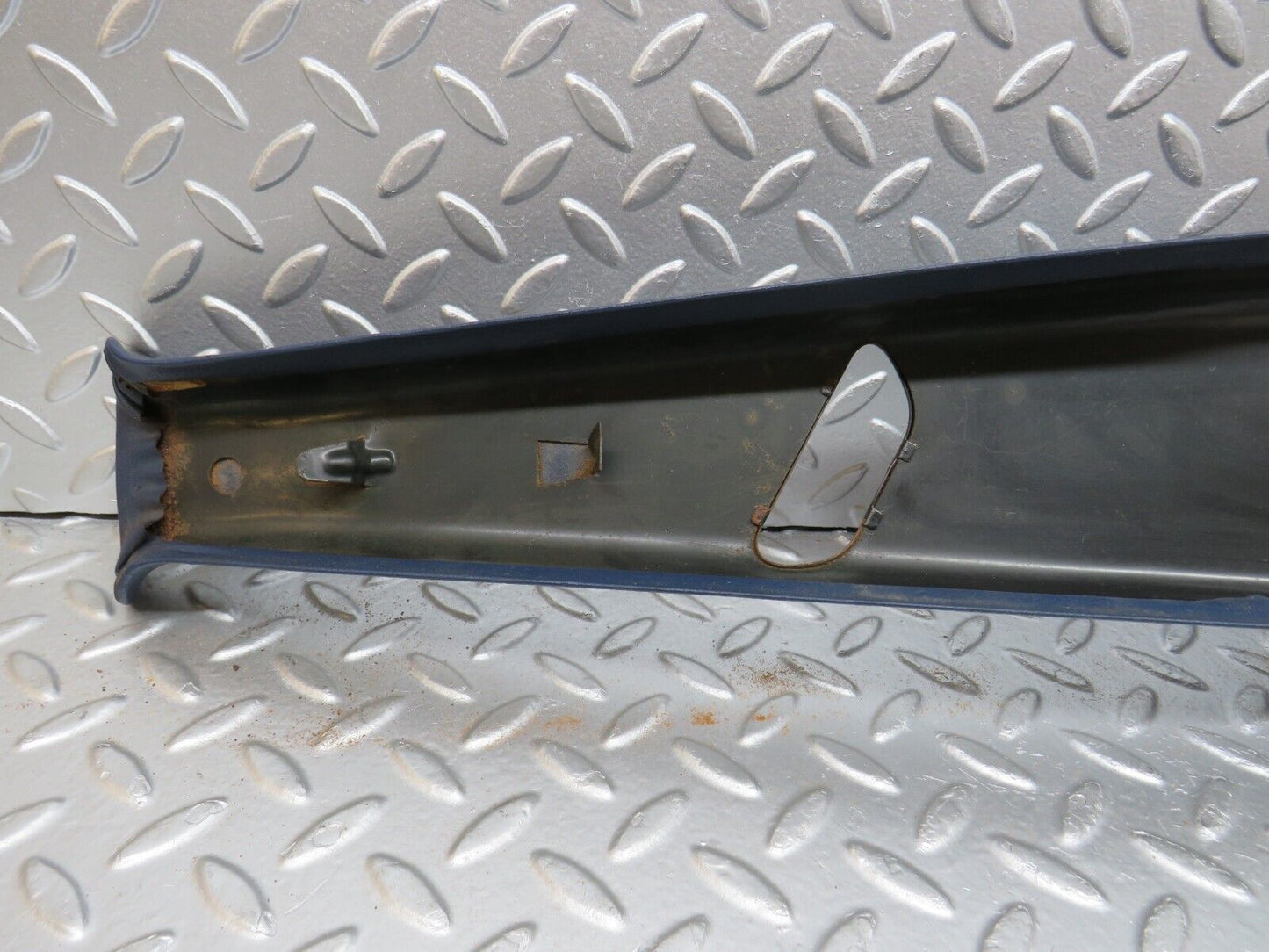31049 Mercedes-Benz W123 200D  B Pillar Cover Left Side Blue