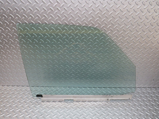 36038 Mercedes-Benz W126 420SE Front Right Door Window Glass