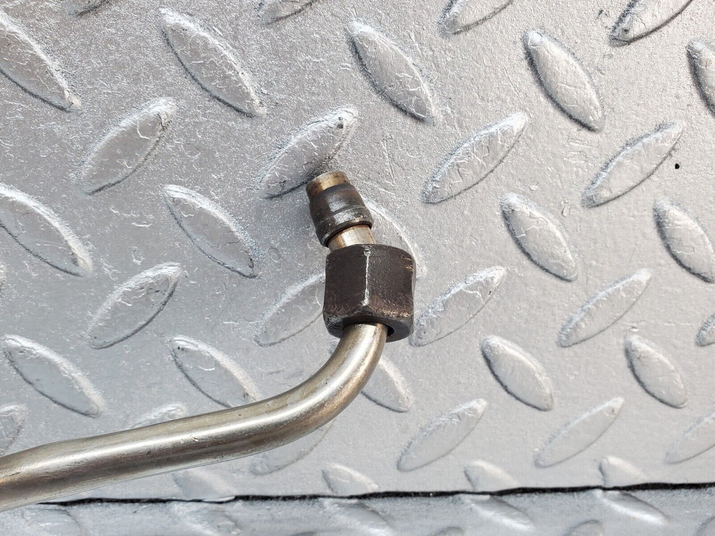 45374 Mercedes-Benz 280E M110.983 EGR Valve Hose Pipe