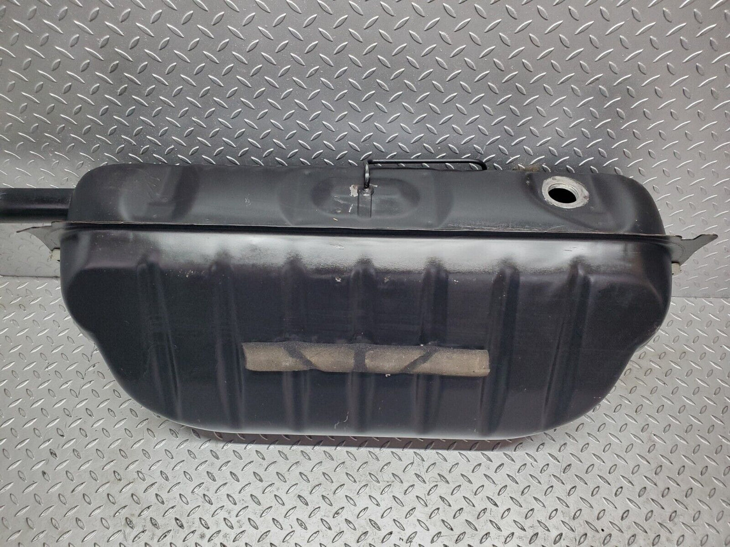 44441 Mercedes-Benz W123 280E Fuel Tank