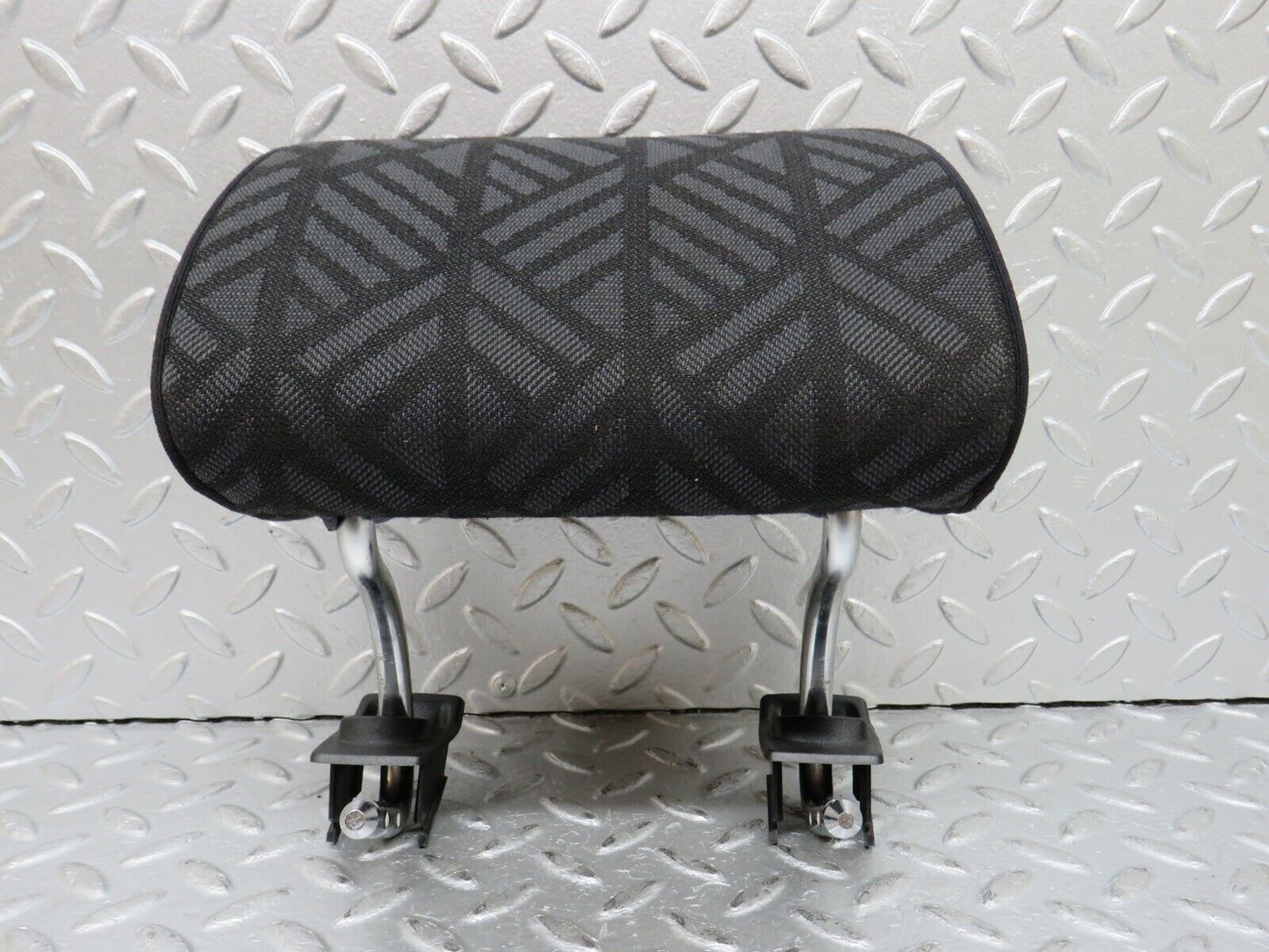 33389 Mercedes-Benz W202 C180 Rear Headrest