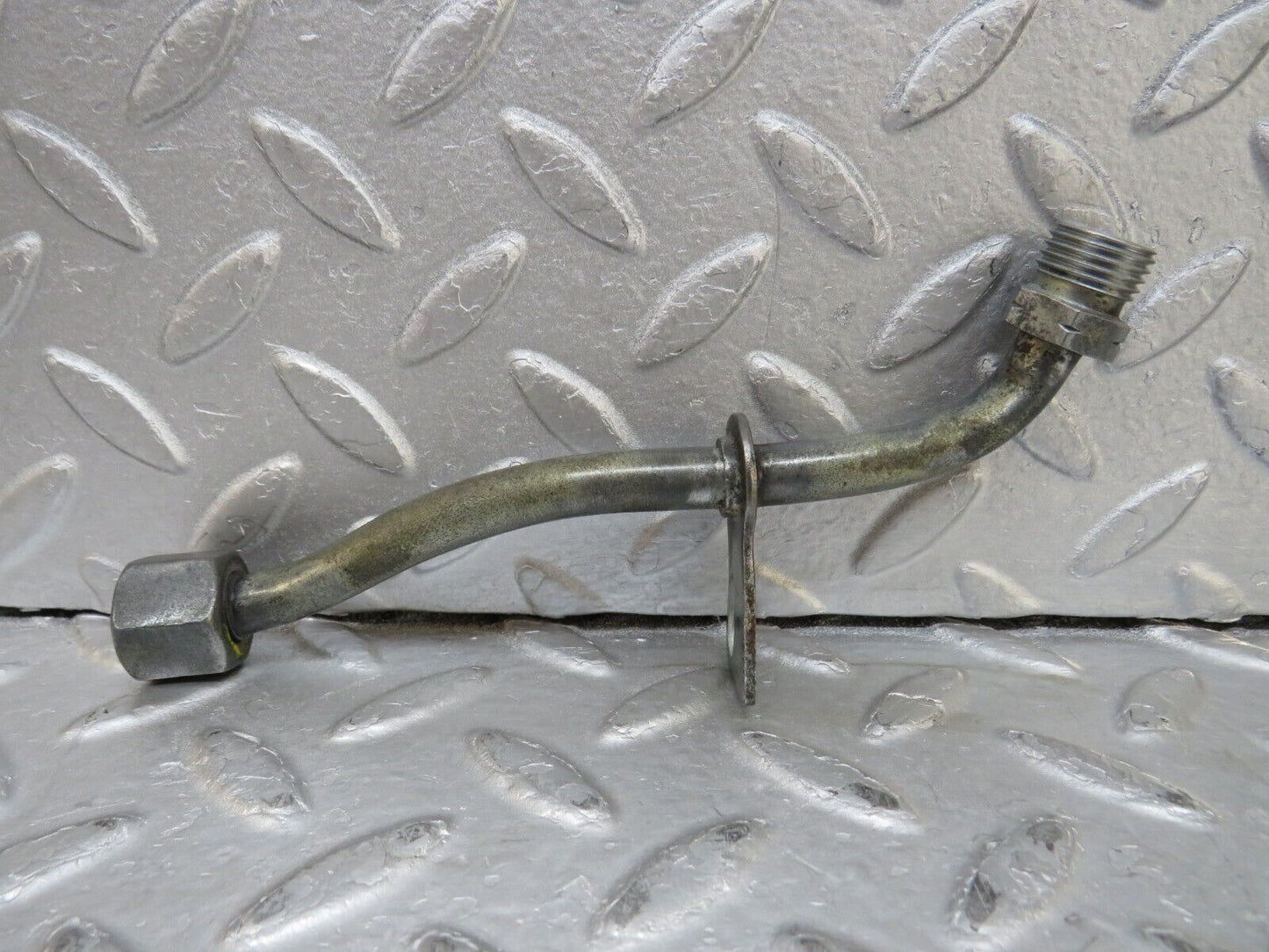 37148 Mercedes-Benz C126 420SEC Coupe Intake Manifold Brake Servo Pipe