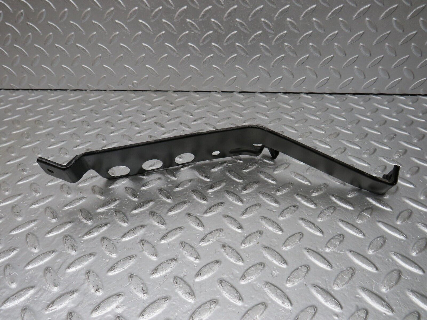 33466 Mercedes-Benz W202 C180 Fuel Tank Holder Strap 2024700640