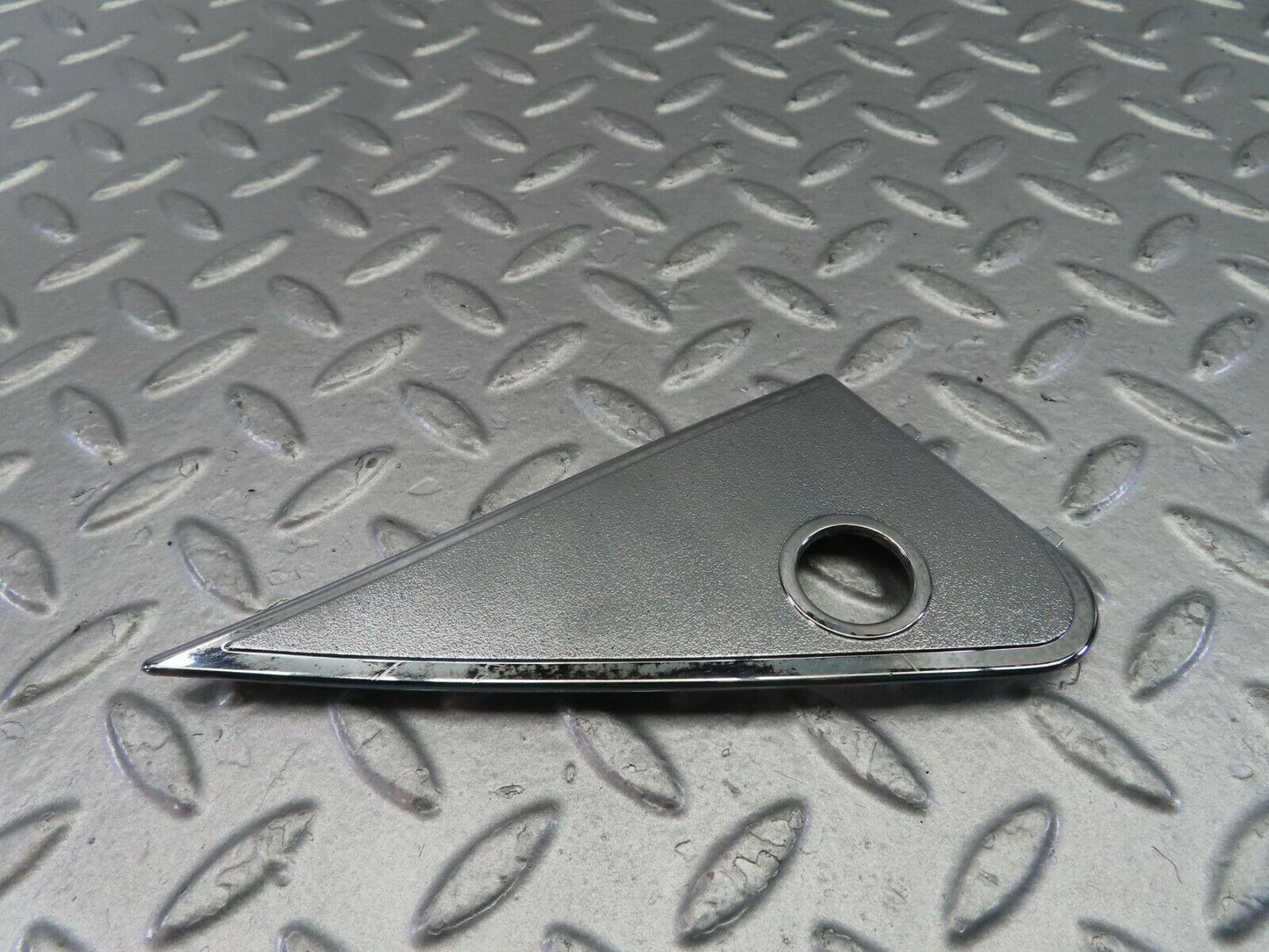 10858 Mercedes-Benz W123 230E Mirror Triangle Cover Right 1237250811