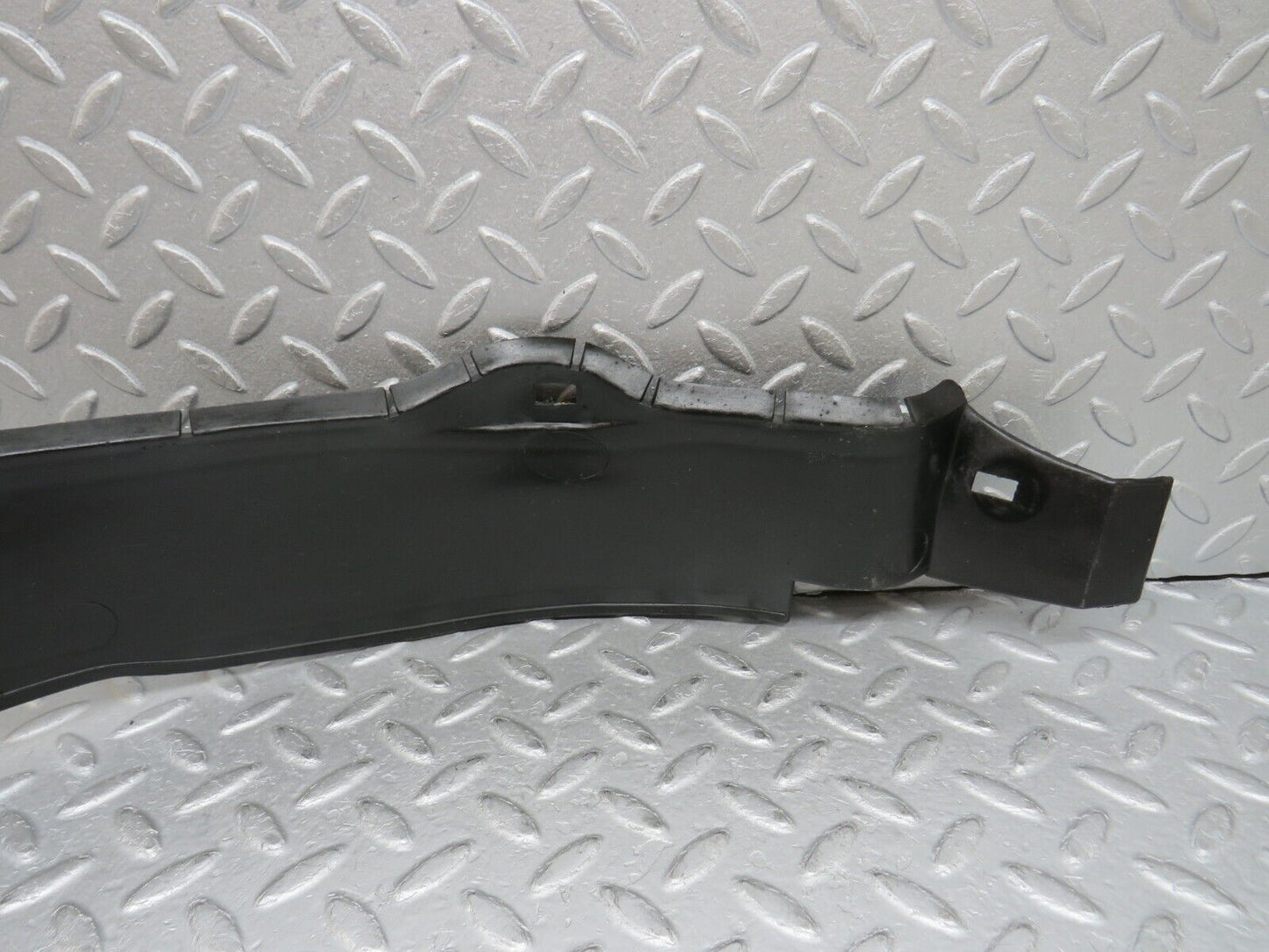 36598 Mercedes-Benz W201 190E Inner Mudguard Panelling Front Left 2018840135