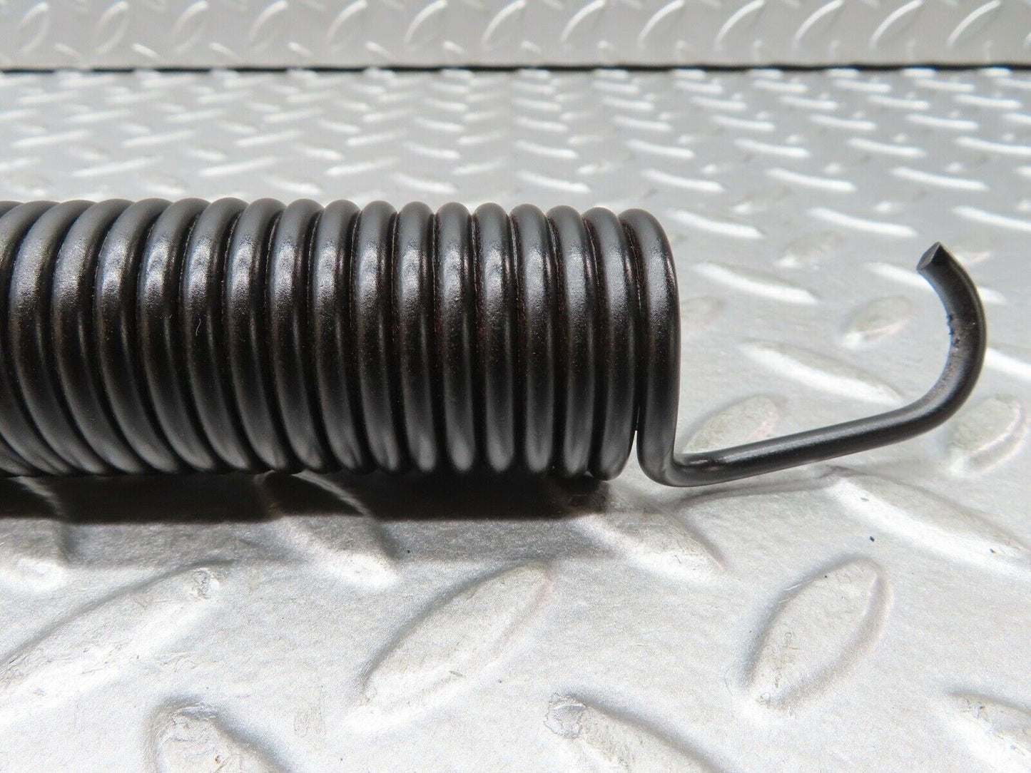 19089 Mercedes-Benz W123 300D Trunk Lid Hinge Spring
