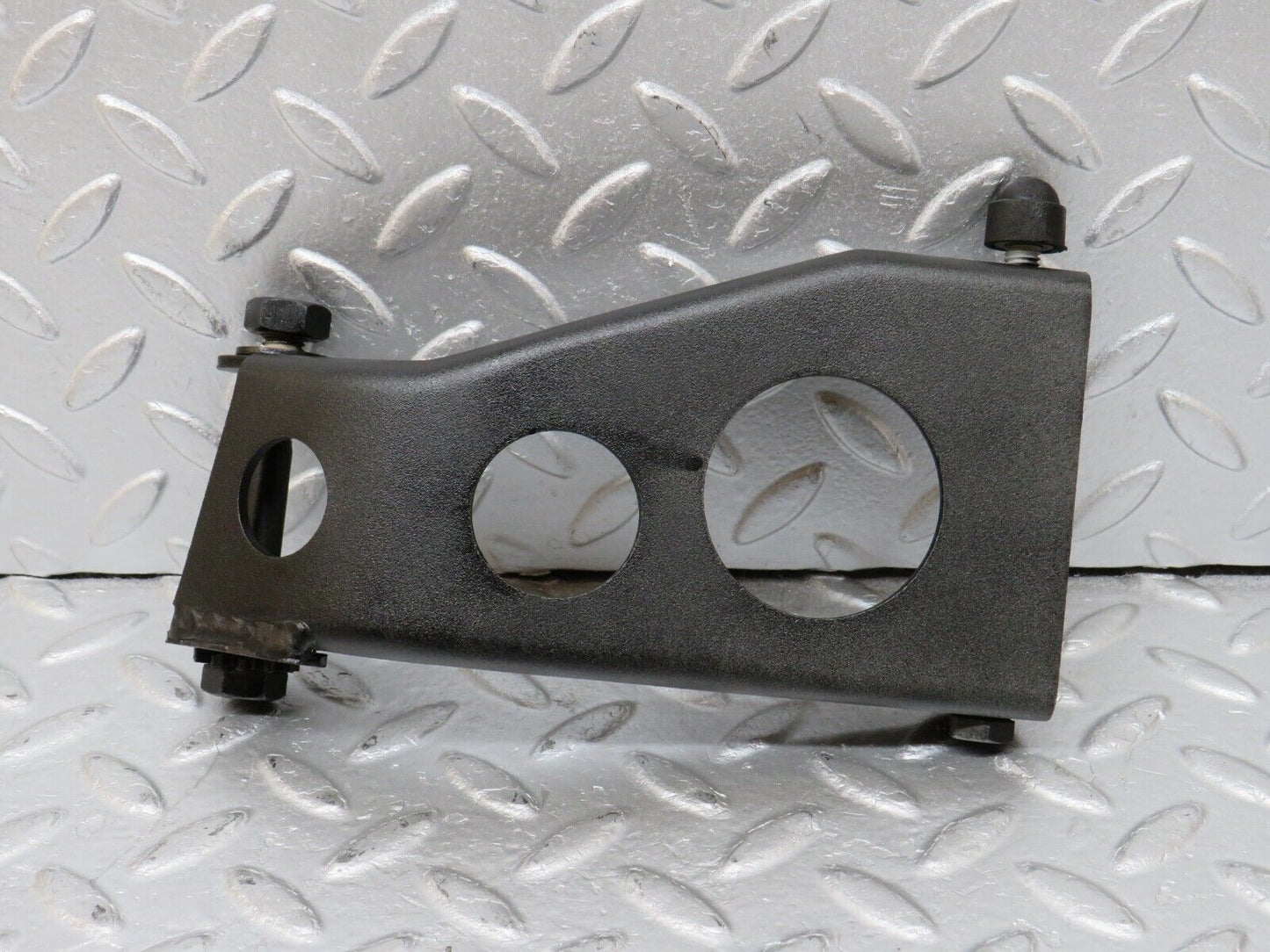 34587 Mercedes-Benz C126 380SEC Coupe Alternator Generator Bracket
