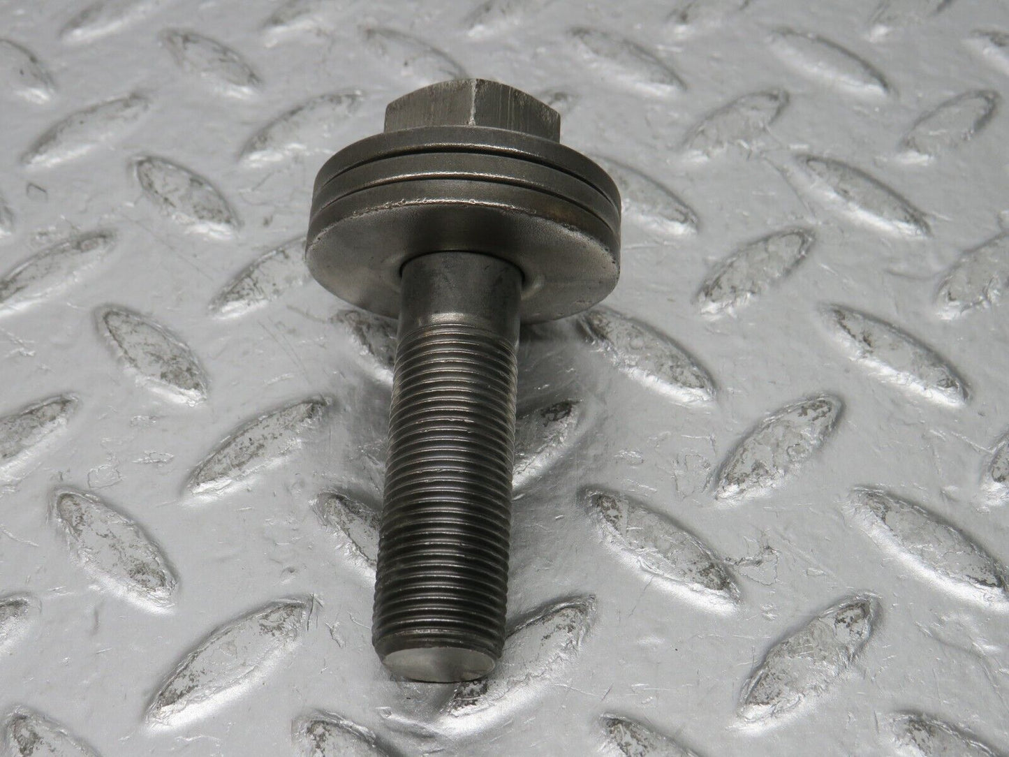 30874 Mercedes-Benz W201 190E 2.0L Crankshaft Bolt