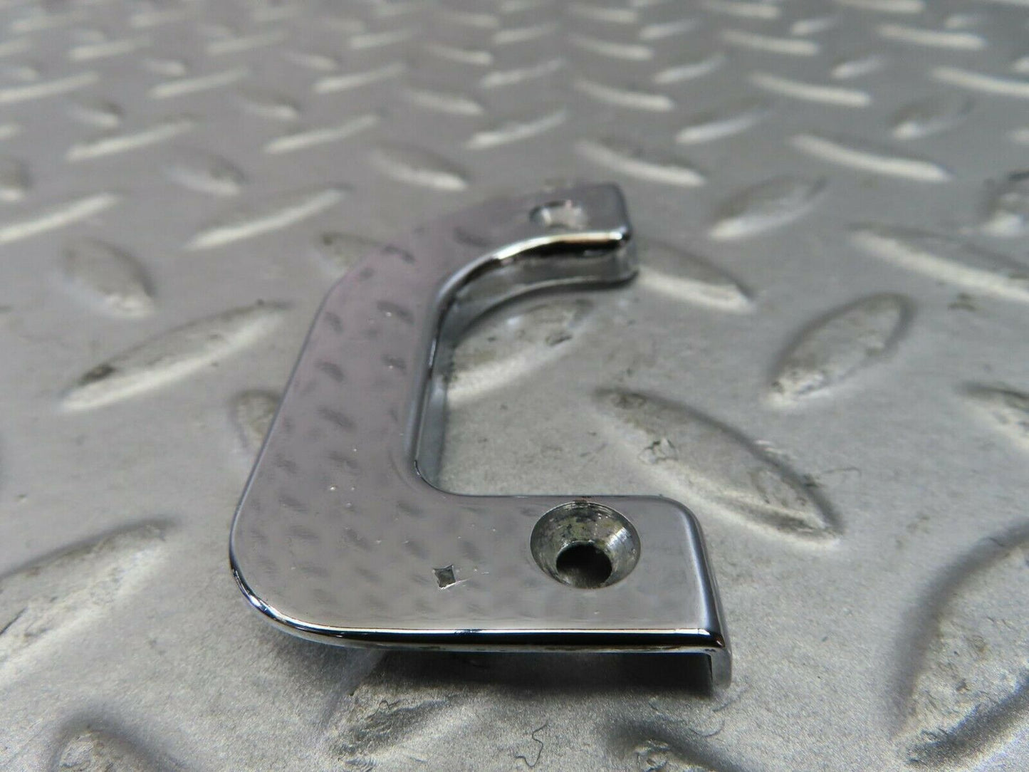 9056 Mercedes-Benz W115 Right Interior Chrome Door Latch Trim