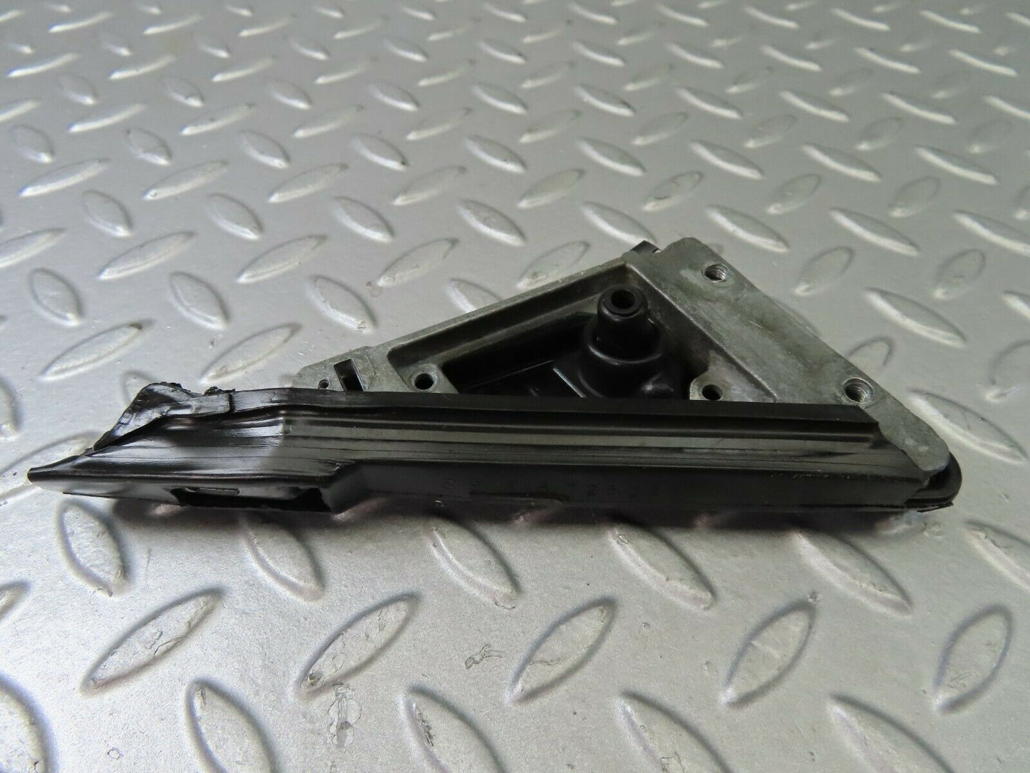 7313 Mercedes-Benz W116 450SE Wing Mirror Weatherstrip Seal Right 1167250266