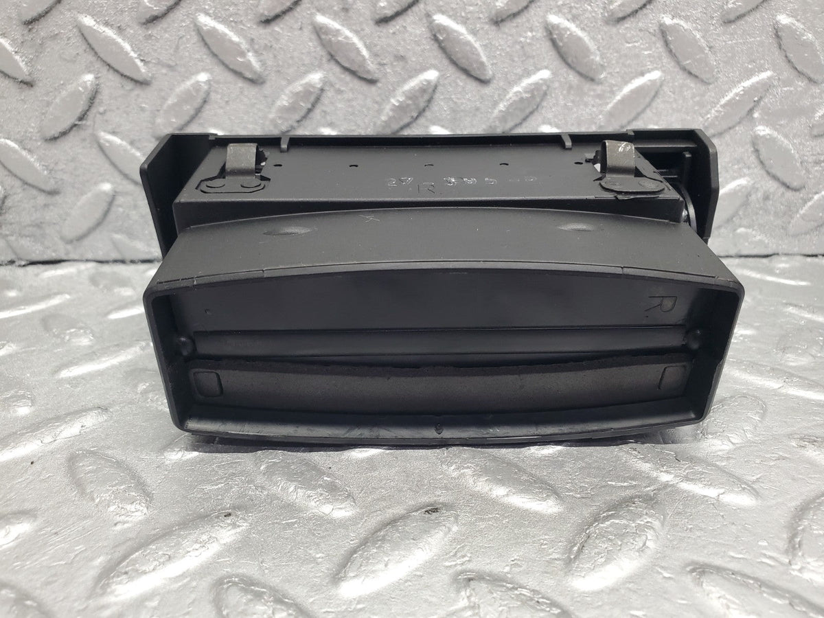 W124 dashboard air vent right used OEM