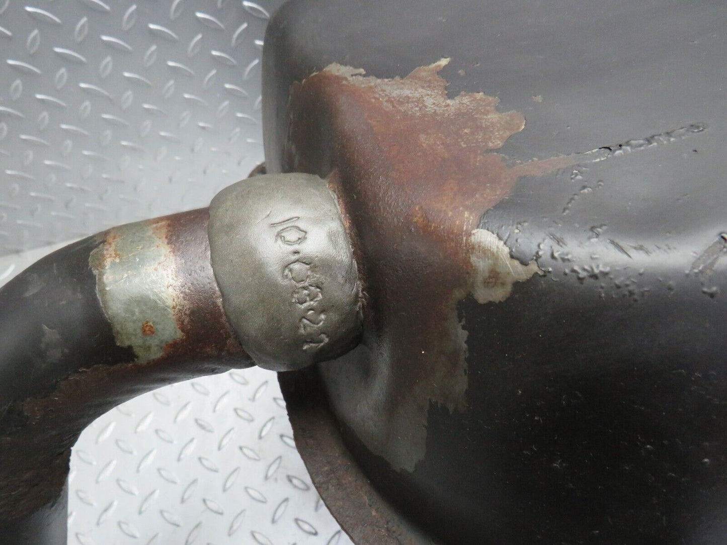31913 Mercedes-Benz S124 220TE Wagon Fuel Tank