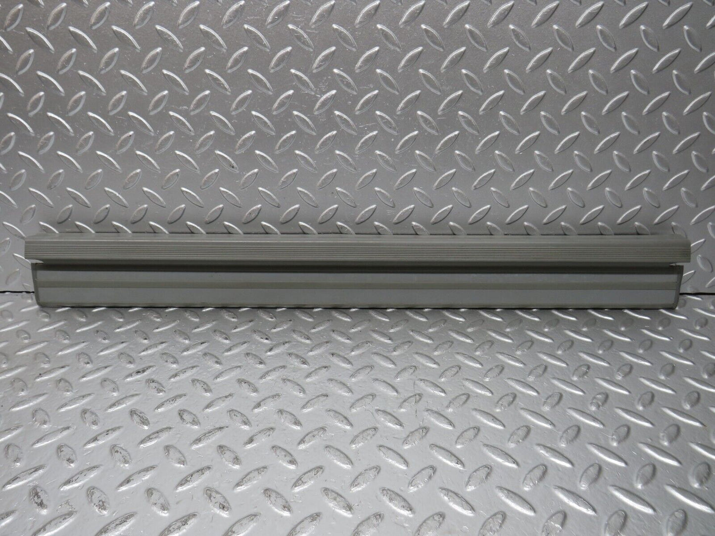 31206 Mercedes-Benz S124 220TE Wagon Front Right Door Sill Trim