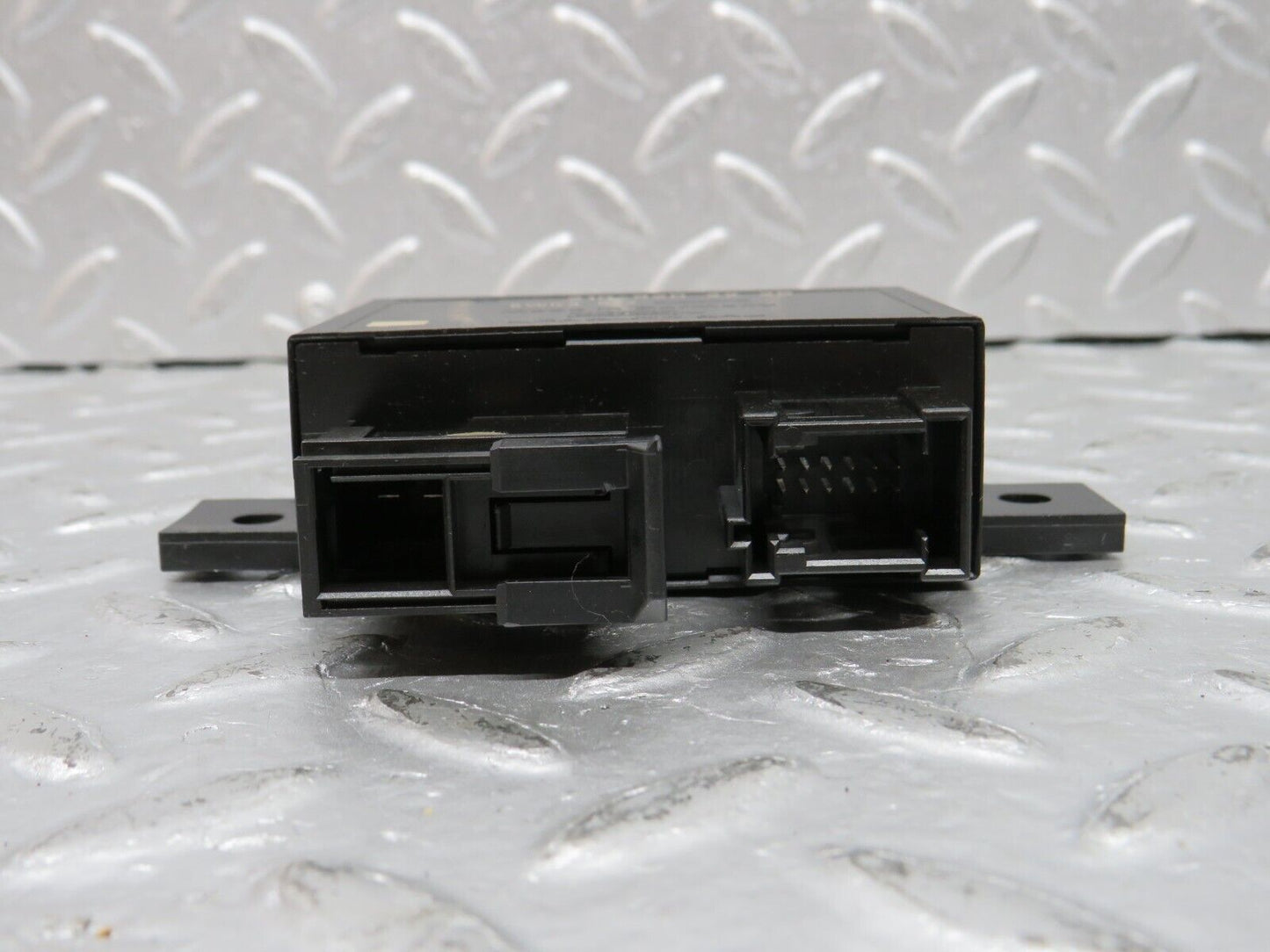 33432 Mercedes-Benz W202 C180 Comfort Control Unit 2108202226