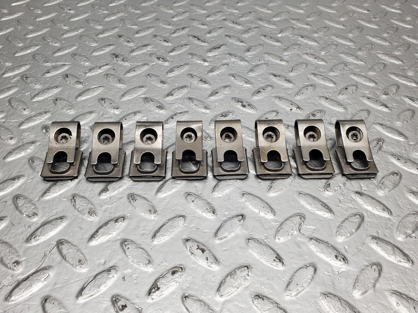 44047624