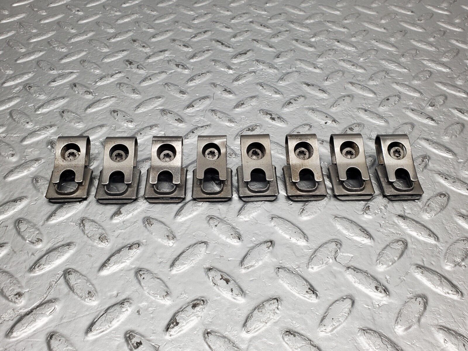 44047624