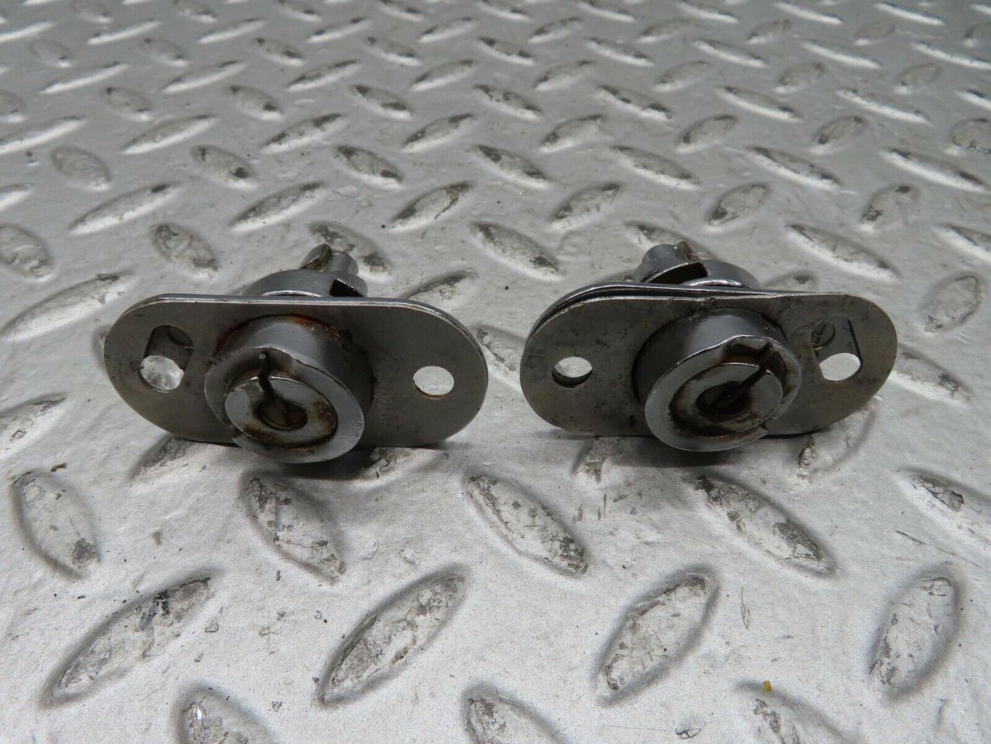 15803 Mercedes-Benz R107 450SL Coupe Soft Top Lock Pair